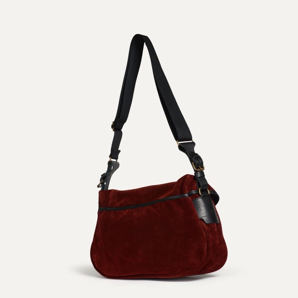 fisherman-s-musette-s-suede-dark-burgundy (1)