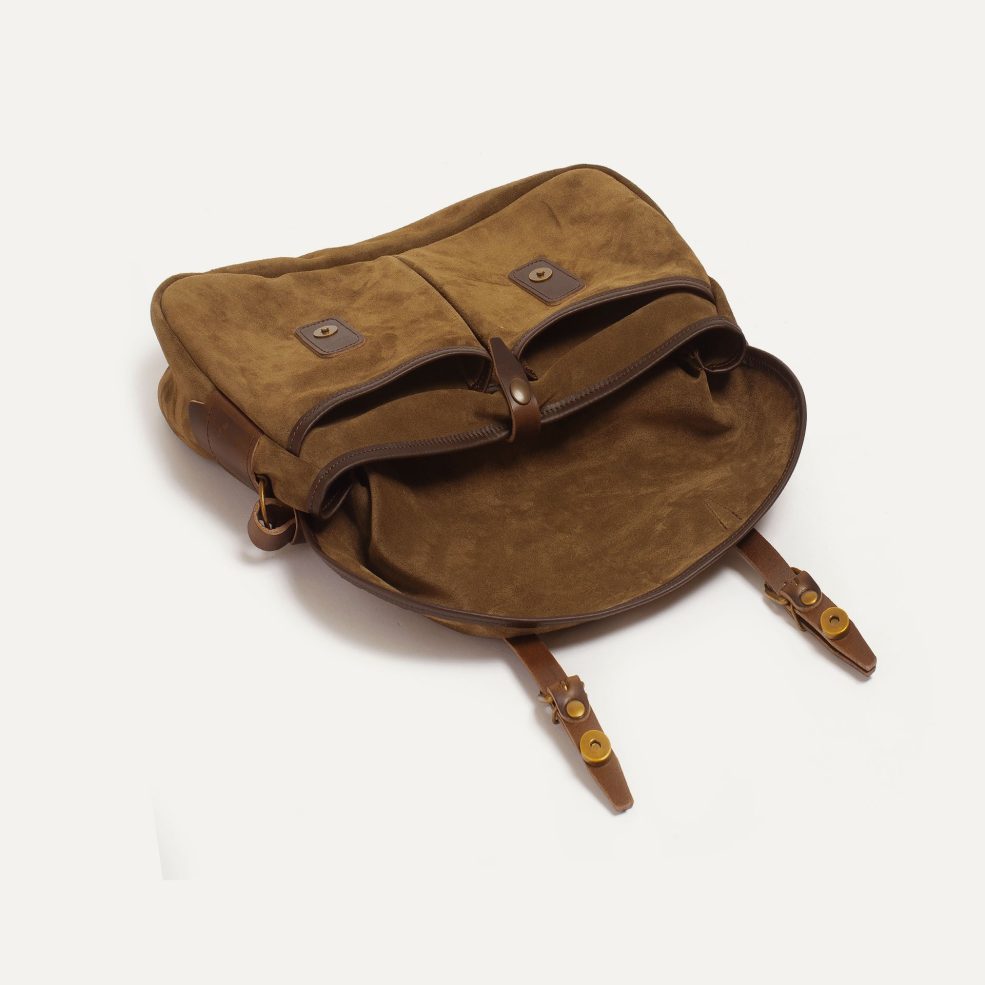 fisherman-s-musette-s-tobacco-suede (3)