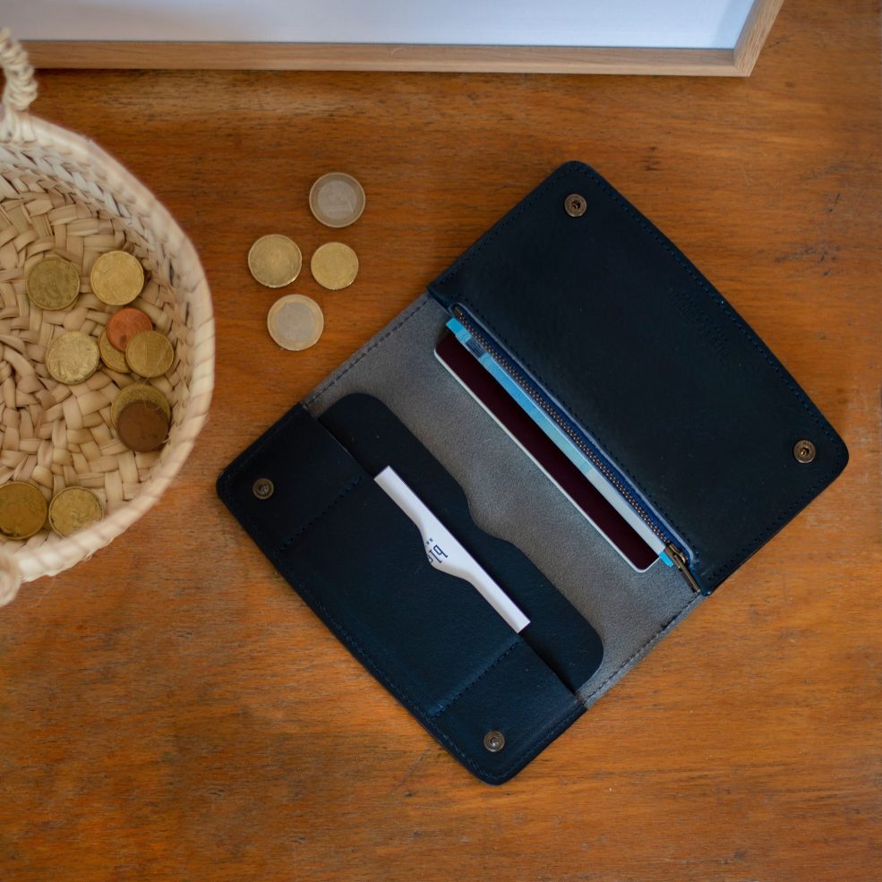 maltese-wallet-navy-blue (4)