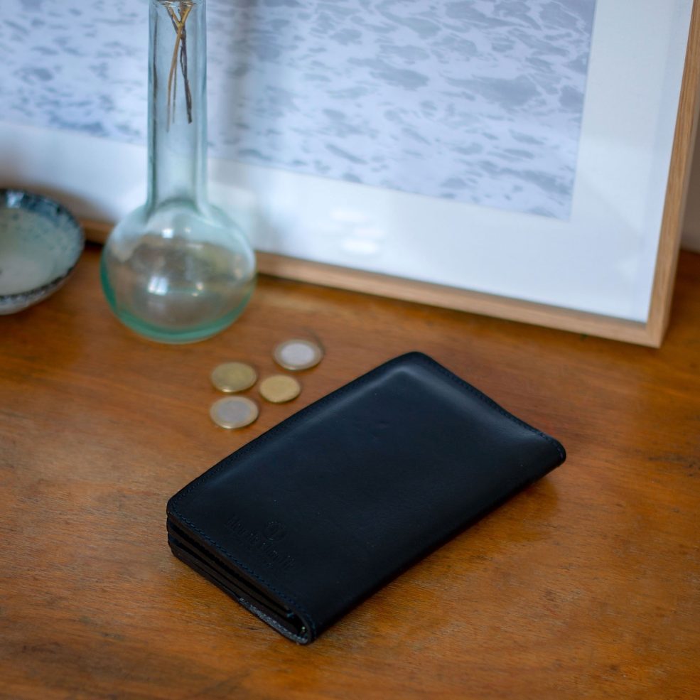 maltese-wallet-navy-blue (6)
